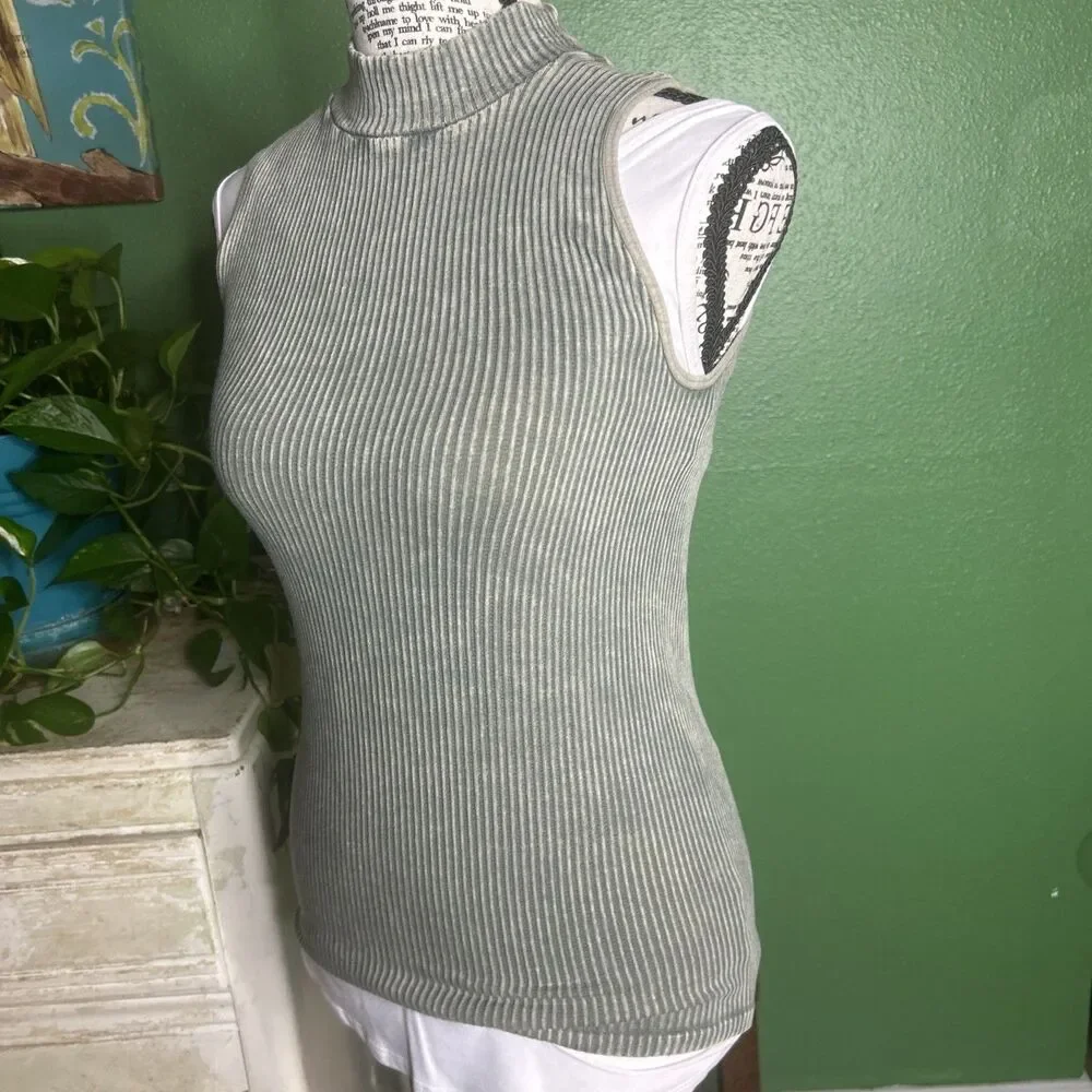 Intimately Free People Grey Ribbed Mock Neck Keyhole Back Sleeveless Top